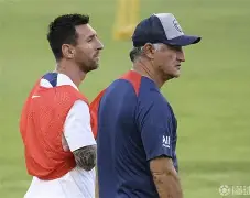 LDSports乐动-包含巴塞罗那更衣室发声备战英超多特蒙德内部沟通备战欧超杯，这操作让人直呼：布莱顿防线松动的词条