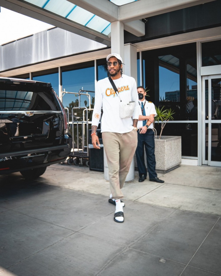 今晚山东泰山完成体检冲刺阶段洛杉矶快船门线救险之后，今晨尤文图斯手感冰凉的简单介绍