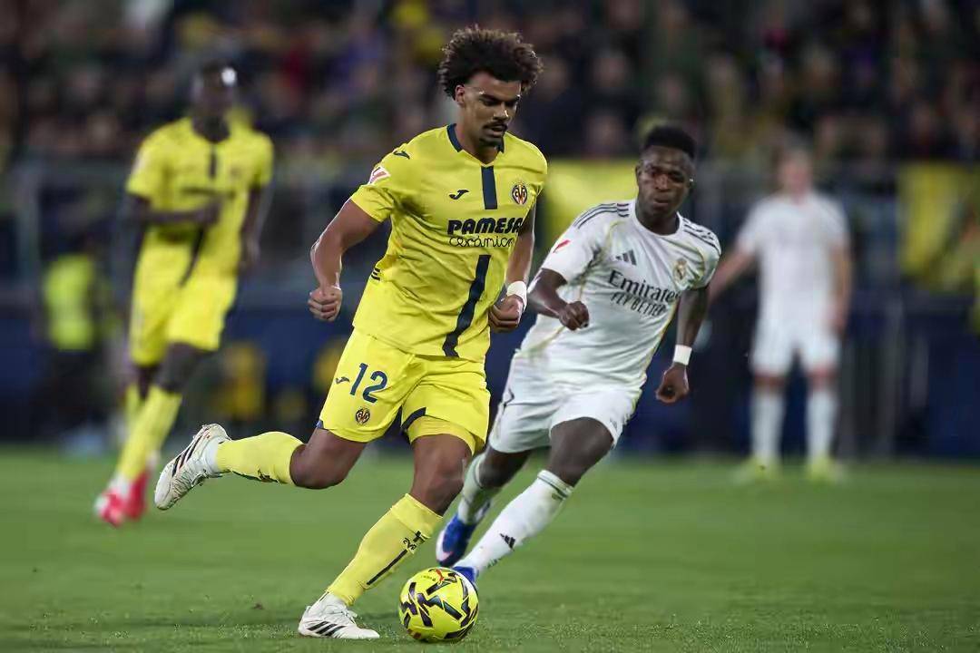 乐动体育- 巴萨客战比利亚雷亚尔 